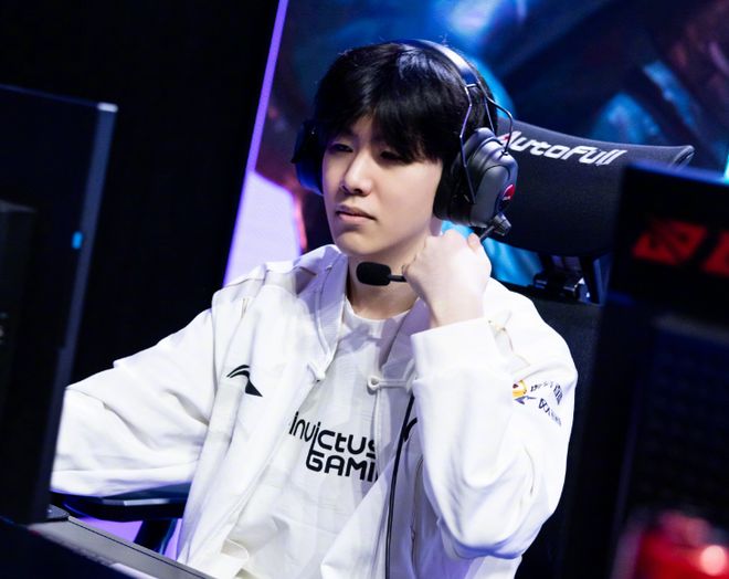 在领先两球 在领先两球